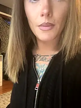 sofrancy live cam screenshot female on Gratis Show – Free Live Cams