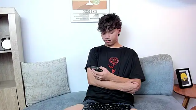 honeymoon_sariel (M twink) - get anked and tease with hard cock