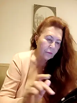 Hottie-Mom Live Webcam on Stripchat