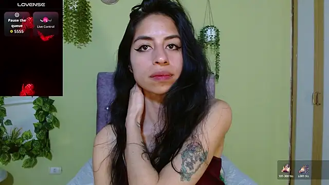  miiss_alyssa chat room