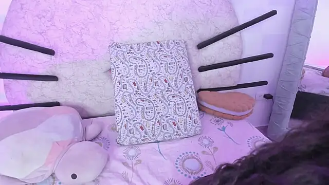 sakuraa_22 - Sakuraa_22's free webcam