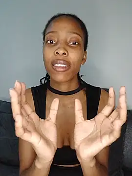 msparissmith (F young) - SAY HY ❤️✨️