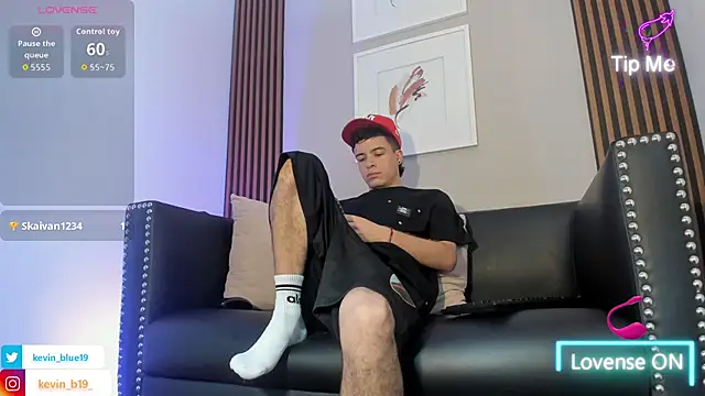 kevinn_blue1 - Kevinn_blue1's free webcam