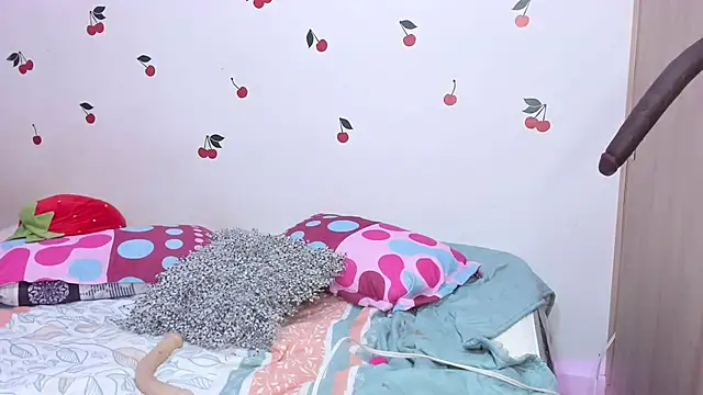 candy_hot999 - Candy_hot999's free webcam