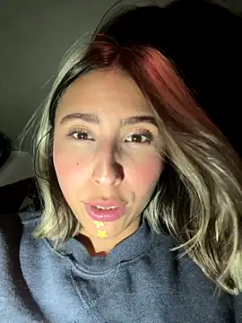 ameellie (F young) - OIL IN PUSSY