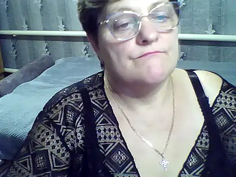 elzajewel - ElzaJewel's free webcam