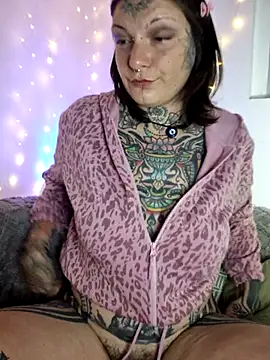 lizzardqueeen's Live Sex Cam Show