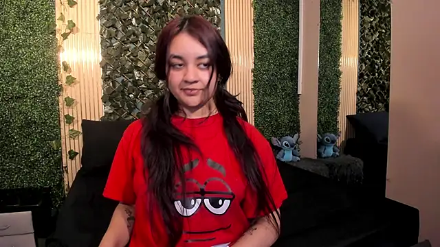 lucy_and_karoline - Lucy_and_Karoline's free webcam