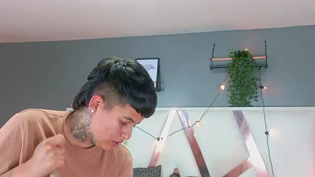 scarlettvex__ (Ask my age) - let's play with that little pussy