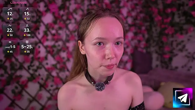 petite_polly - Petite_Polly's free webcam