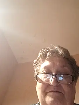 Katherine735 Live Webcam on {site_name}