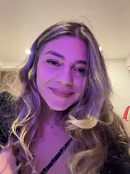 alicee16 Live Webcam on Stripchat