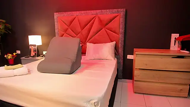 mia_milff (F milf) - control lush  and domi for 5 min