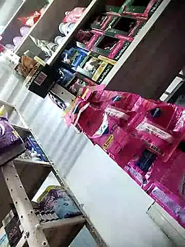 linda_lars (F milf) - Naked at work 🥰🥰