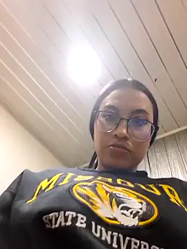 susan_mooree (F teen) - suck feet