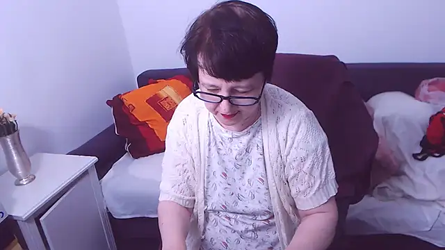 christarose (F mature) - dance gangnam style,naked