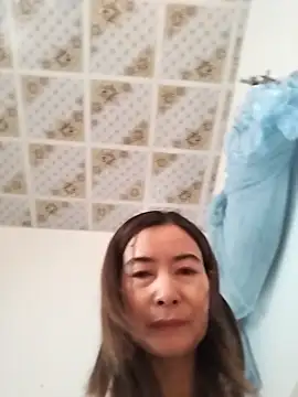 sexy-ladyboobs20 - Sexy-ladyboobs20's free webcam