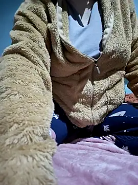 defne_1 (Ask my age) - Pussy show cumm