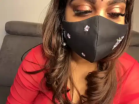 Telugu_dreamgirl_maaya