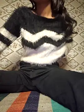 aidakhan1212 (F teen) - Boobs oil show