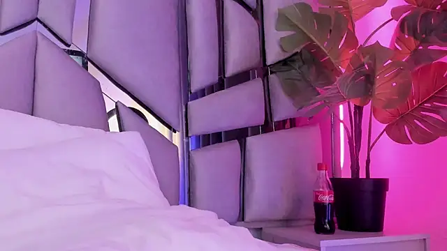 Live sex cam di _valeria_saenz_