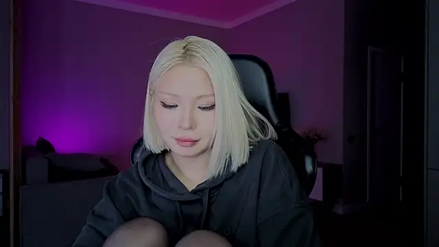 rileymee (F young) - ♥Pussy play♥