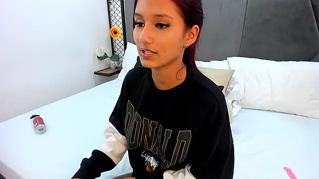 maray_lous (F teen) - SHOW TITS + OIL🍒❤️‍🔥