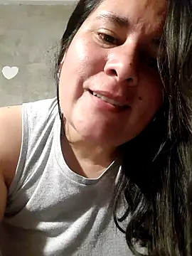 clara_arg - Clara_Arg's free webcam