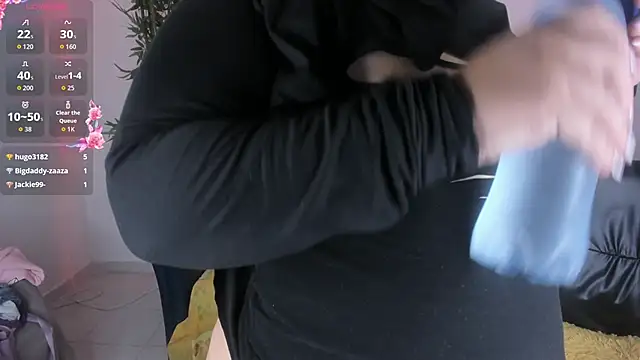 samanee_konn (F young) - Doggy position