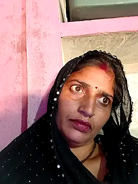 pooja_shre (F young) - rtmp://live.doppiocdn.com/ext