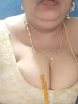 tamilthanushri - Tamilthanushri's free webcam