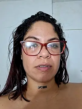 hornny_cougar (F young) - Big massive squirt with FUCK MACHINE