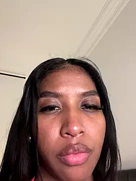 iamcrystal2 (F young) - I caress My pussy