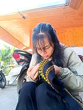 flooora (F young) - show cute