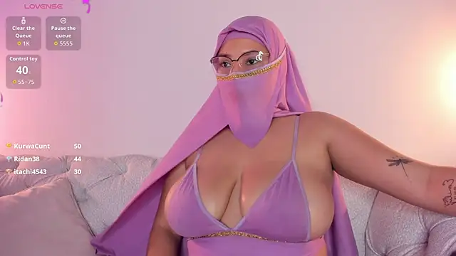 kala_boobs (F young) - ♥ show tits and suck dildo ♥