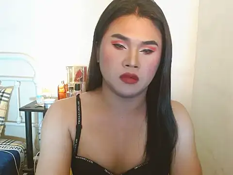 justinebigcum - JustineBIGCUM's free webcam