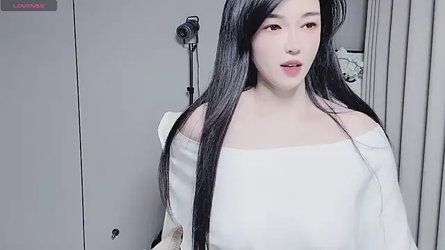 yunshan-33 (F milf) - 半脱内内打屁股5下