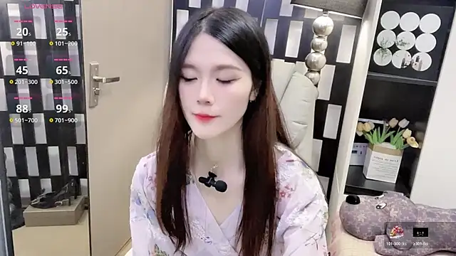yueyue-mm (F young) - 谁是心疼主播的小棉袄