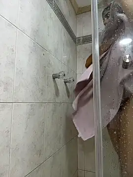 isabelastefano (F young) - I'm really liking you