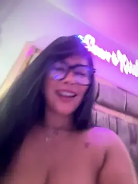 saorii_kiido (F milf) - I Am in the street 🥵💦make me horny🥵