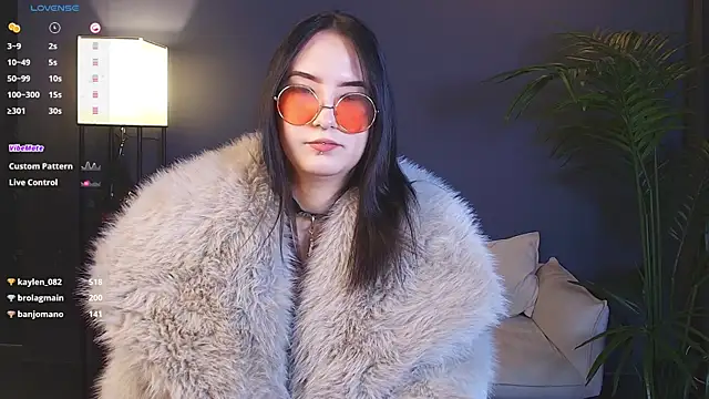 kar1_na_ (F teen) - show ass