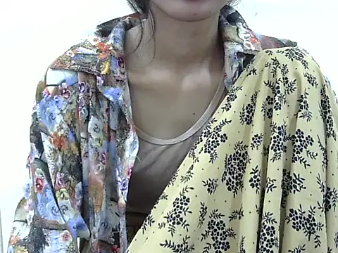 anu_tiny (F teen) - oil on my tits for you