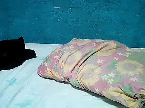 smallluncutcock (M young) - jerk and cum