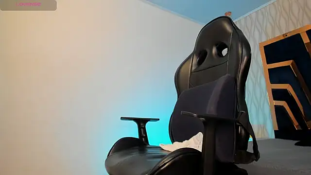 petesevans (M young) - Cumshow , let's have fun  , buzz me