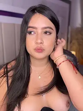 emiily_moore1 (F teen) - Spit tits ❤️