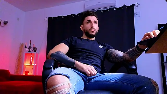 mightyaaron66 (M young) - 𖤐🔥 parTy Time ,House parTy  !  💨𖤐