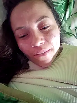 rouse_hot_ (F young) - Licking my feet