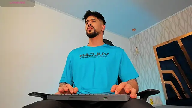 petesevans (M young) - Cumshow , let's have fun  , buzz me