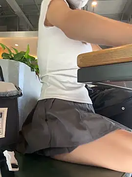 ami_99 - Ami_99's free webcam