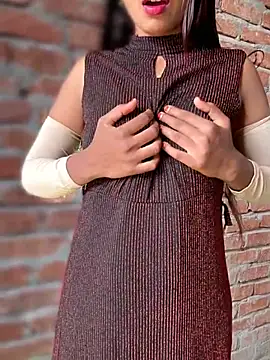 4U143 Live Webcam on Stripchat